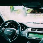 Pustsze drogi, cięższe powieki: jak zaplanować późny powrót, by dojechać bezpiecznie