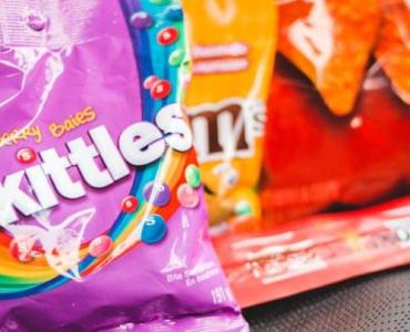 Lekko w trasie: co spakować do auta, by nie kusiły fast foody
