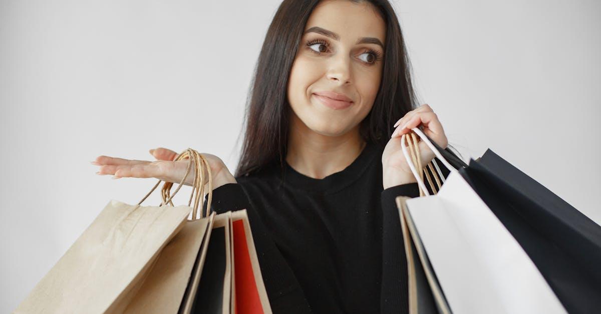 Strategiczny koszyk: jak z wyprzedzeniem zaplanować większe domowe zakupy i oszczędzić setki złotych