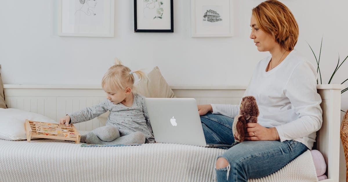 Uważaj, co mówisz: codzienne zwroty, które podkopują dziecięcą pewność siebie — i czym je zastąpić