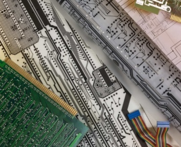 BOM przy produkcji elektroniki - czym jest i dlaczego ma kluczowe znaczenie?